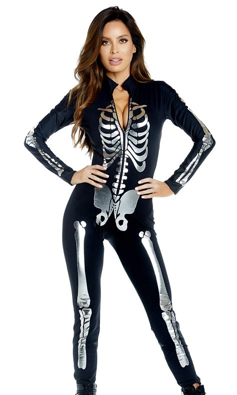 halloween skeleton woman